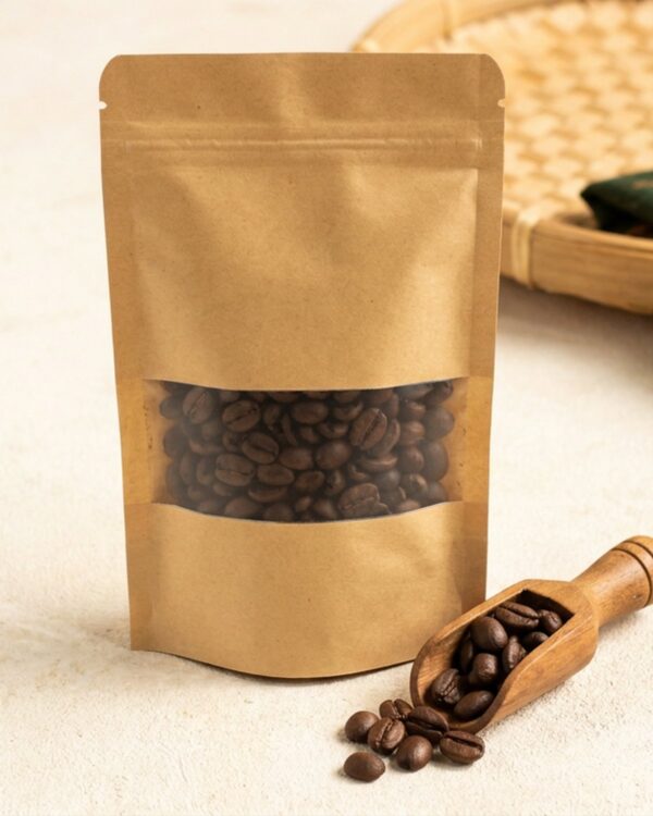 Kemasan kopi arabika Toraja 250 gram dengan biji kopi sangrai